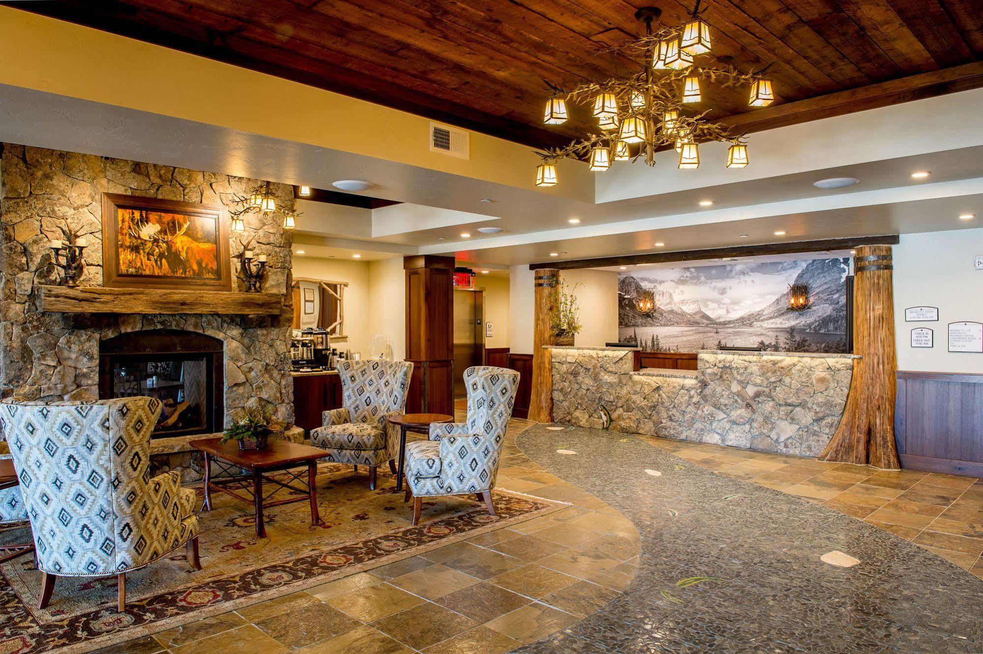 Cedar Creek Lodge & Conference Center Columbia Falls Eksteriør billede